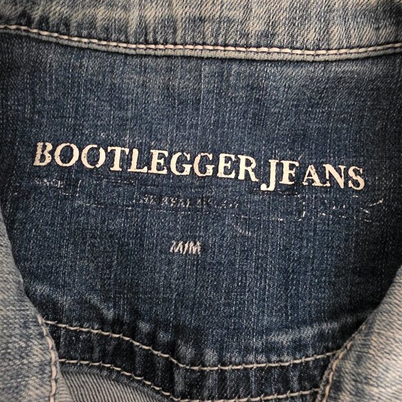 Women's Bootlegger Jeans Jacket, size Medium. - Picture 6 of 8